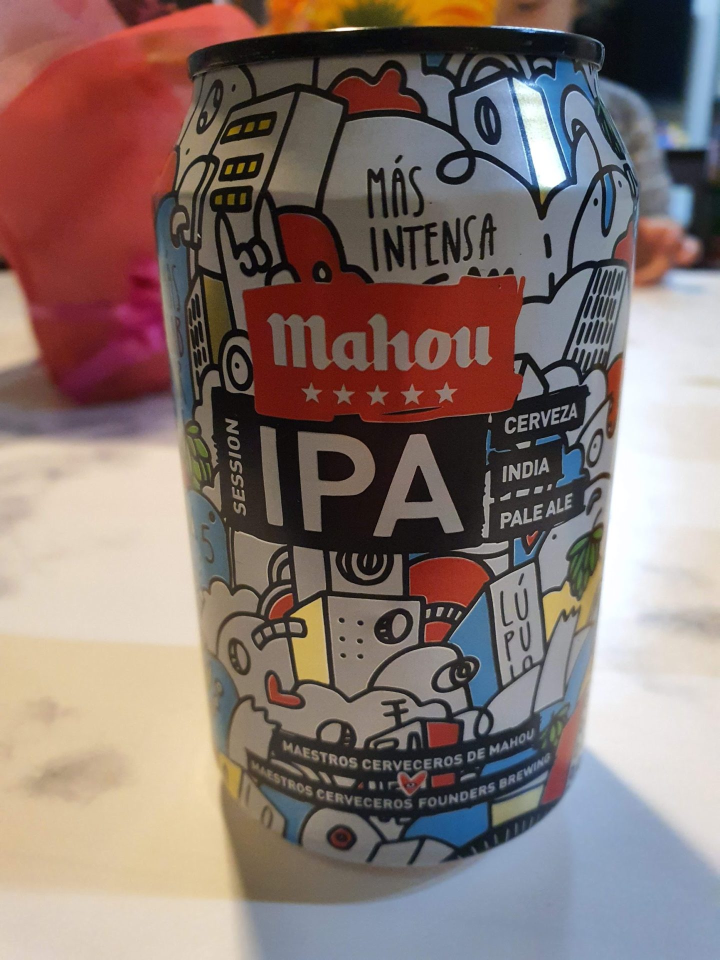 Mahou マオウ ビール